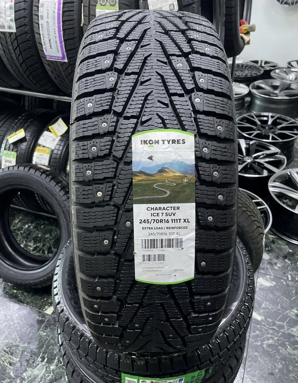 Ikon Character Ice 7 SUV 245/70 R16 111T XL