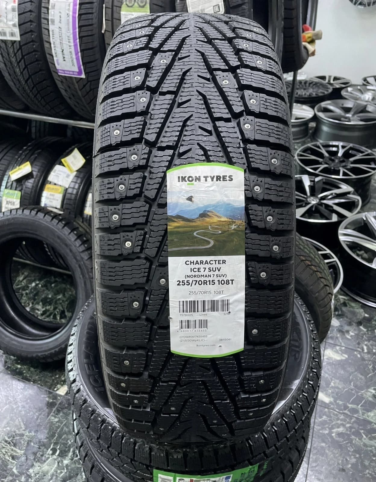 Ikon Character Ice 7 SUV 255/70 R15 108T