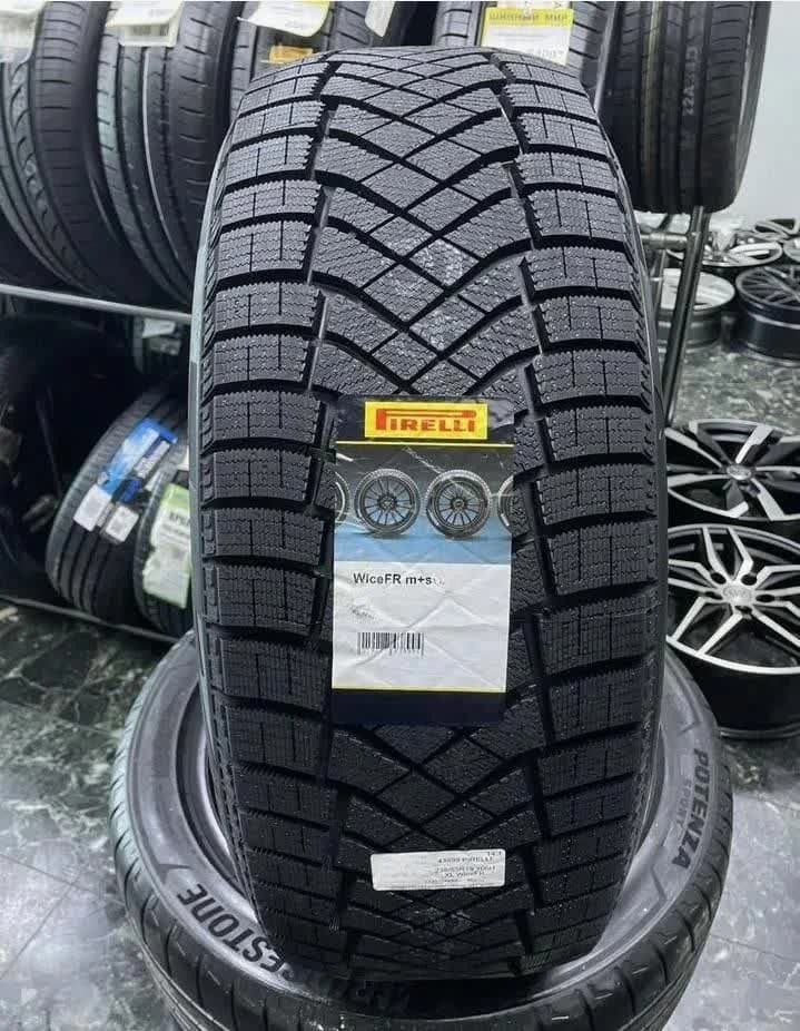 Pirelli Winter Ice Zero Friction 175/65 R14 82T