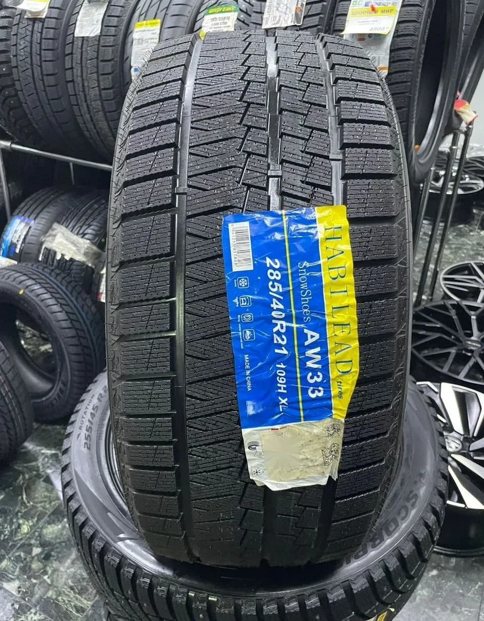 Habilead SnowShoes AW33 285/40 R21 109H