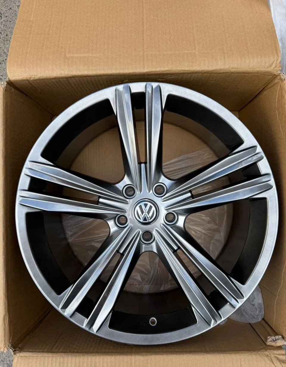 Литые диски FR Replica VV498 8×R19 5×112