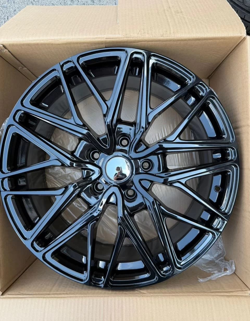 Литые диски DWS 1262 8.5×R20 5×139.7