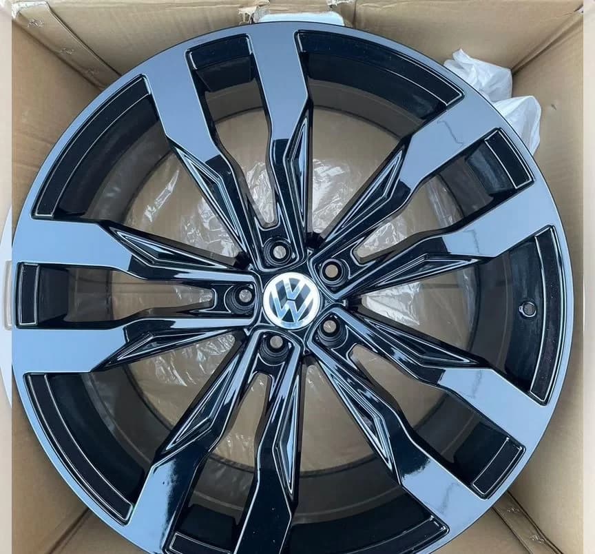 Литые диски FR Replica VV498 9.5×R21 5×112
