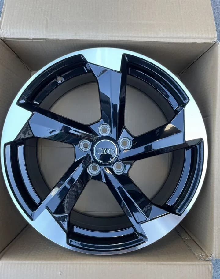 Литые диски FR Replica VW5293 8×R18 5×112